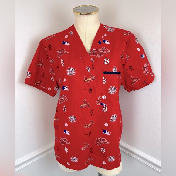 MLB St. Louis Cardinals Baseball Red Scrubs Top | Size Small - Picture 1 of 11